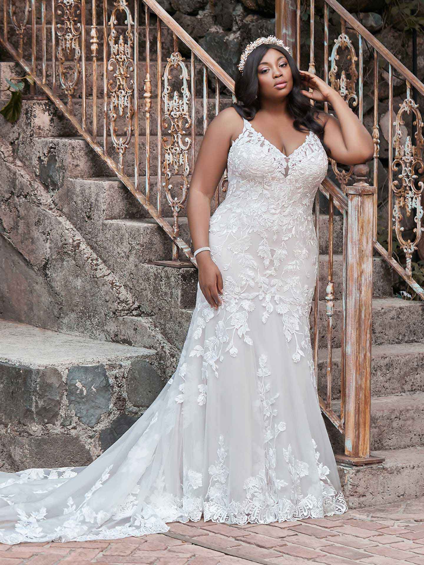 Hængsel Tag ud svar Plus Size Wedding Dresses - Northern VA | Elegance By Roya